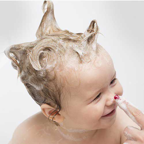 مراقبت از موی کودک با شامپو کودک